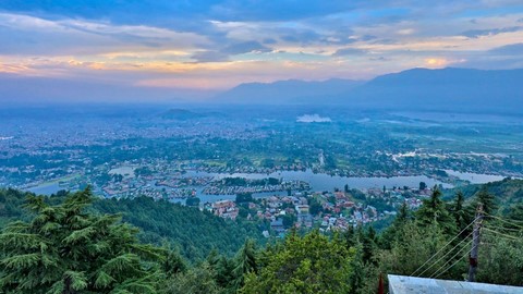 18 Best Places To Travel In Srinagar, India 18 Best Places To Travel In Srinagar, India