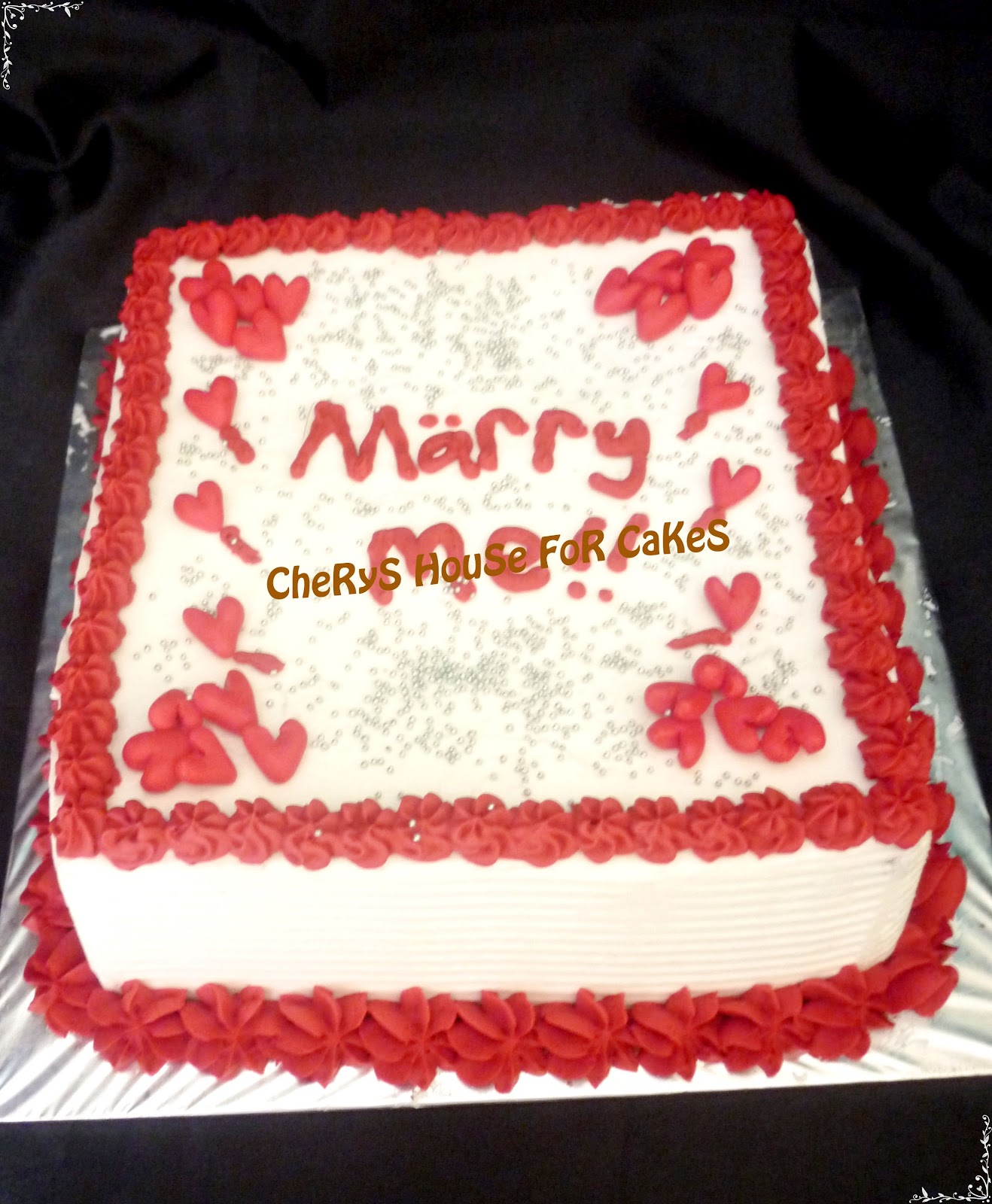 Lamaran Cake CheRyS HouSe