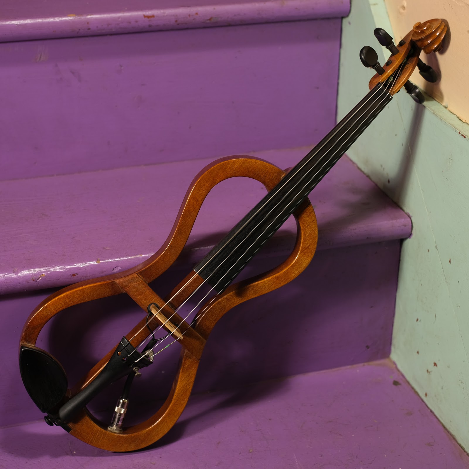 1930s Germanmade 4/4 Electrified "Silent" Violin