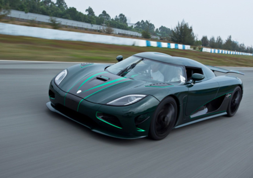 Gambar Mobil Termahal Di Dunia - Koenigsegg Agera Gambar Mobil Termahal Di Dunia - Koenigsegg Agera