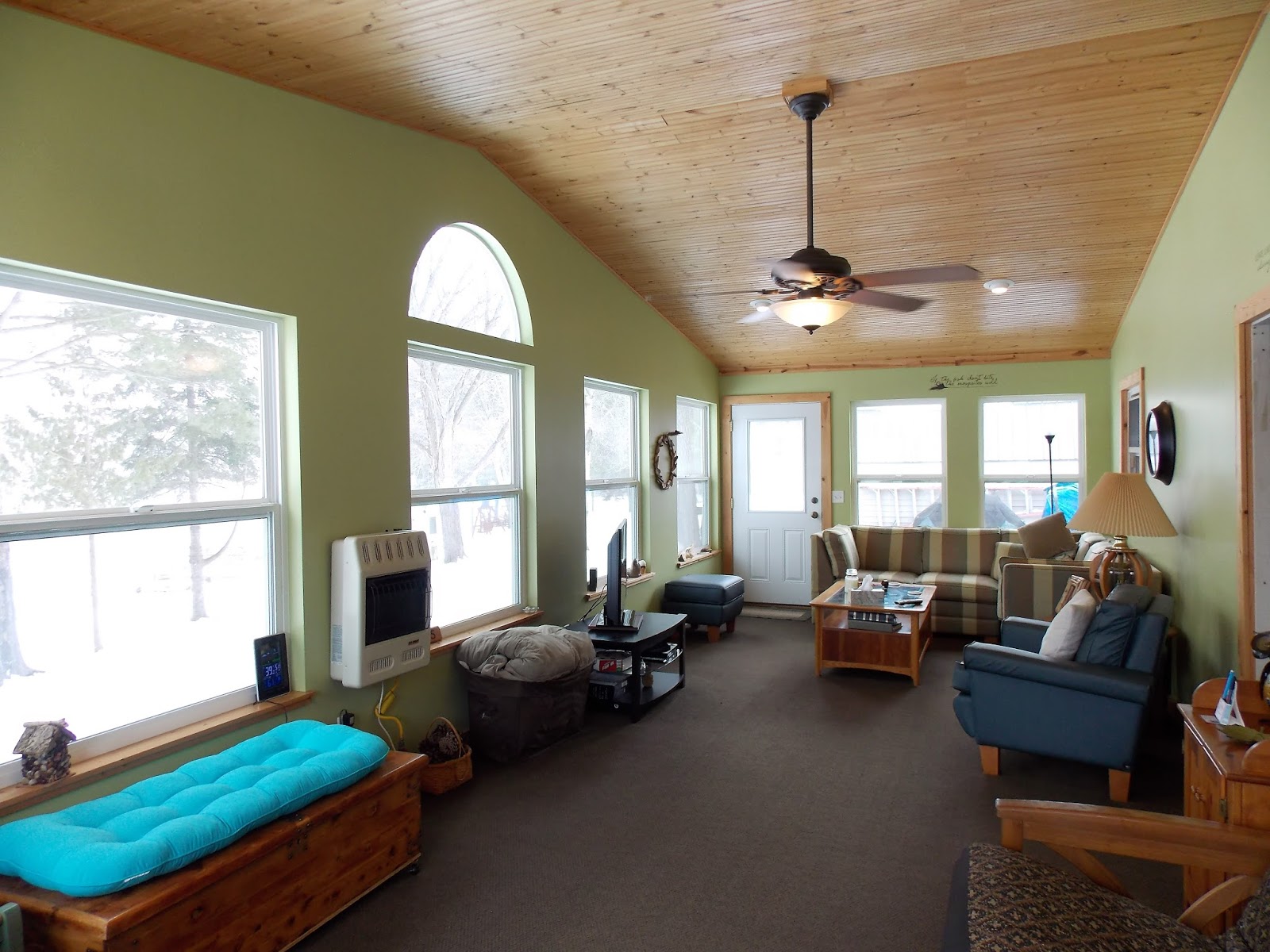Wixom Lake Home in Beaverton, MI 48612