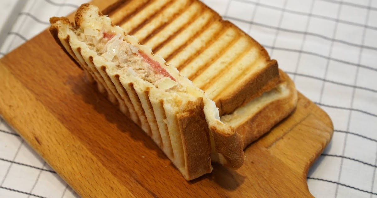 [食譜] 鮪魚熱壓三明治。簡易早餐食譜!