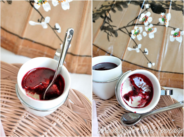 Panna cotta au thé vert Sencha de Chine, vanille et fleur de cerisier 