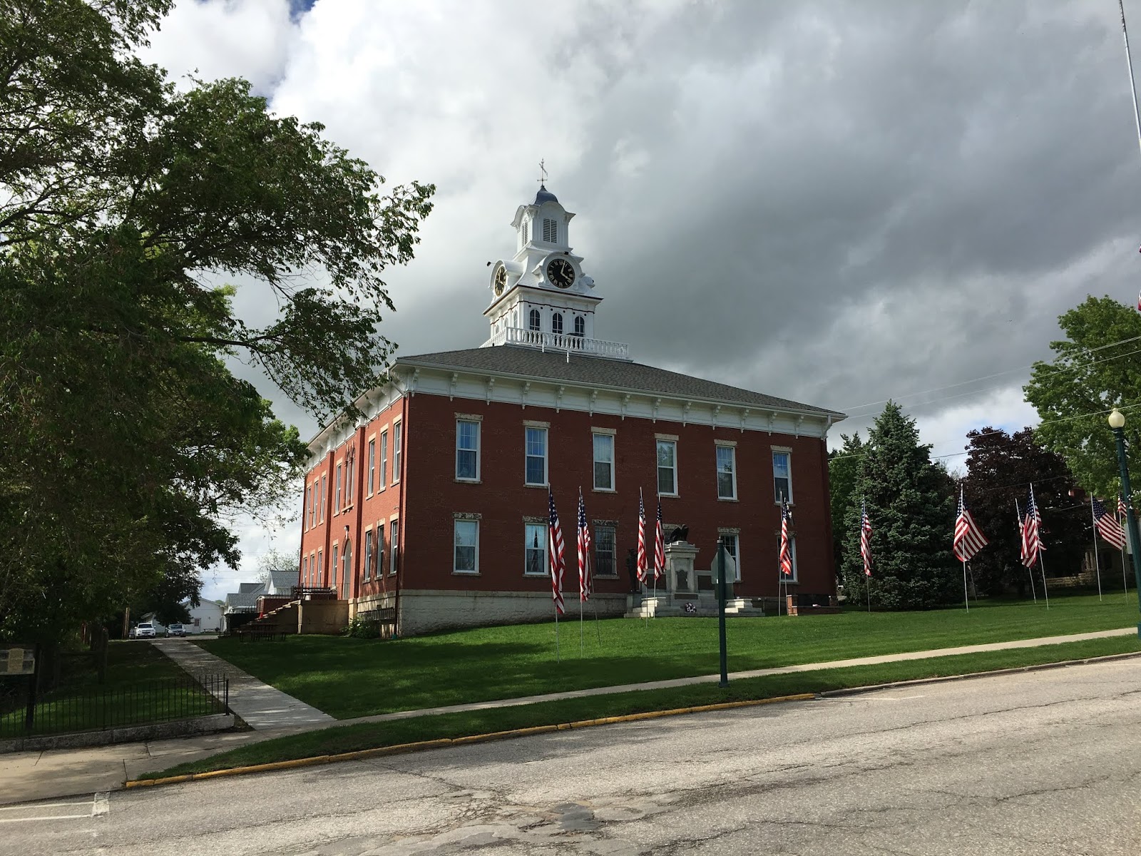 Meandering In My RV Effigy Mounds National Monument