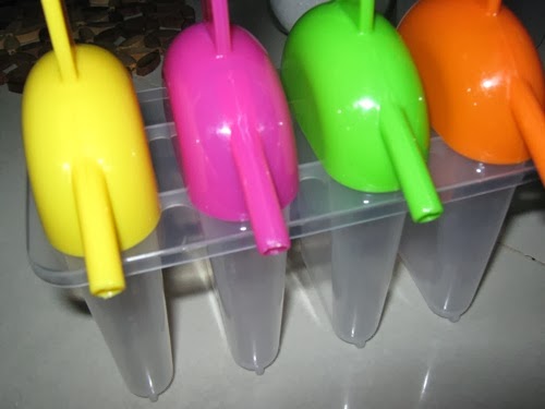jalan jalan bersama keluarga, Daiso Japan, kedai serbaneka, Kedai harga murah, the mines,aiskrim homemade,bekas aiskrim,