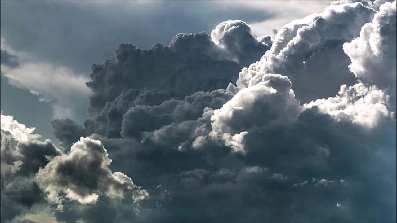 Nuvens desmentem o movimento da terra