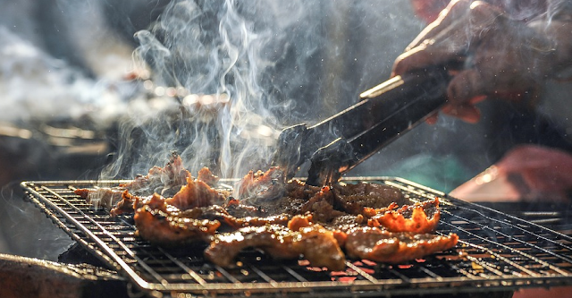 Get Makanan Keluar Asap Gif