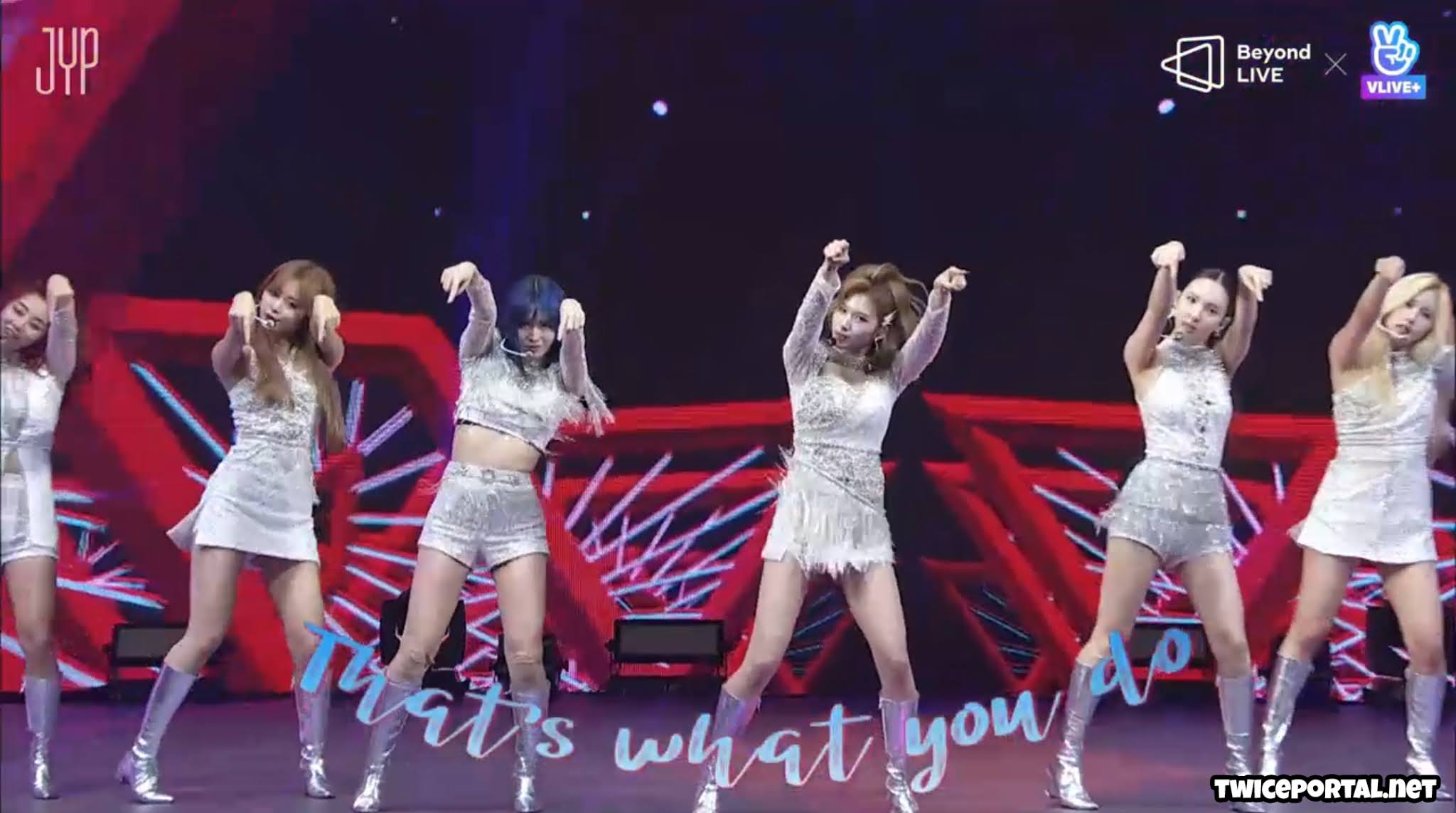 Behind the scenes and setlist from TWICE's 'World in a Day' Concert Behind the scenes and setlist from TWICE's 'World in a Day' Concert