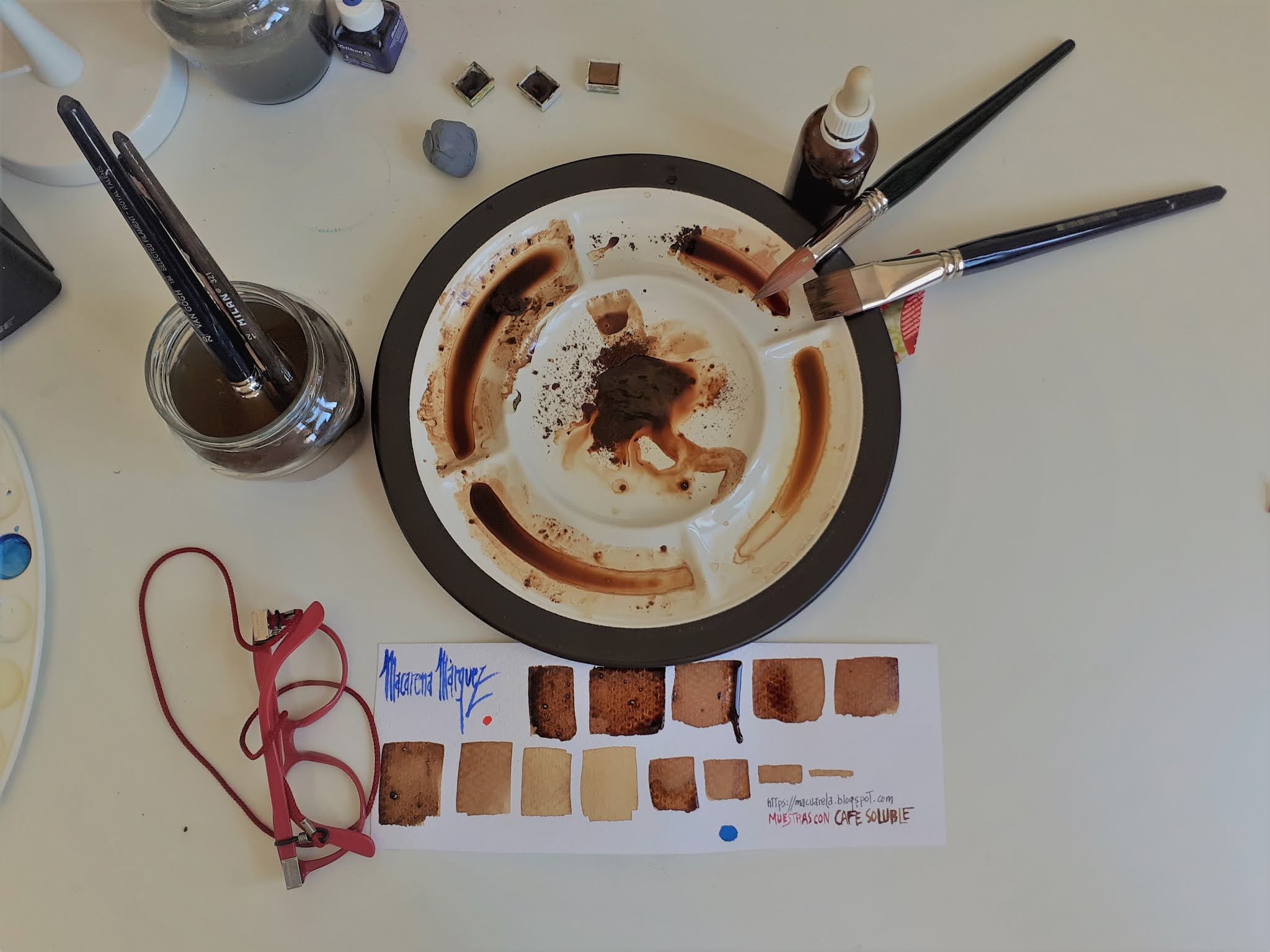 Pintar con café Painting with coffee