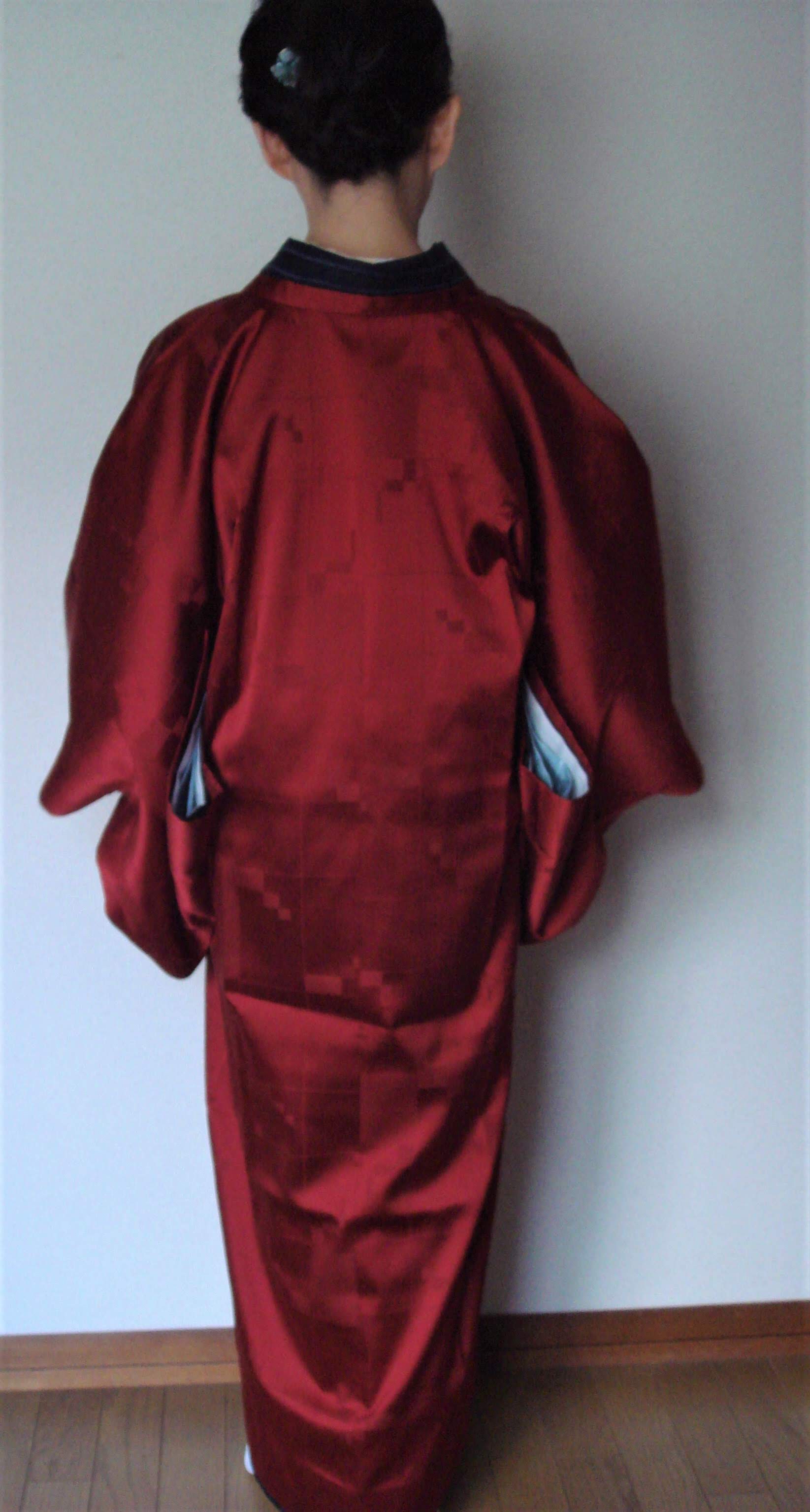 雨の稽古日、シルクウール着物と雨コート|50代60代の普段着物～母の着物からハッピーライフ
