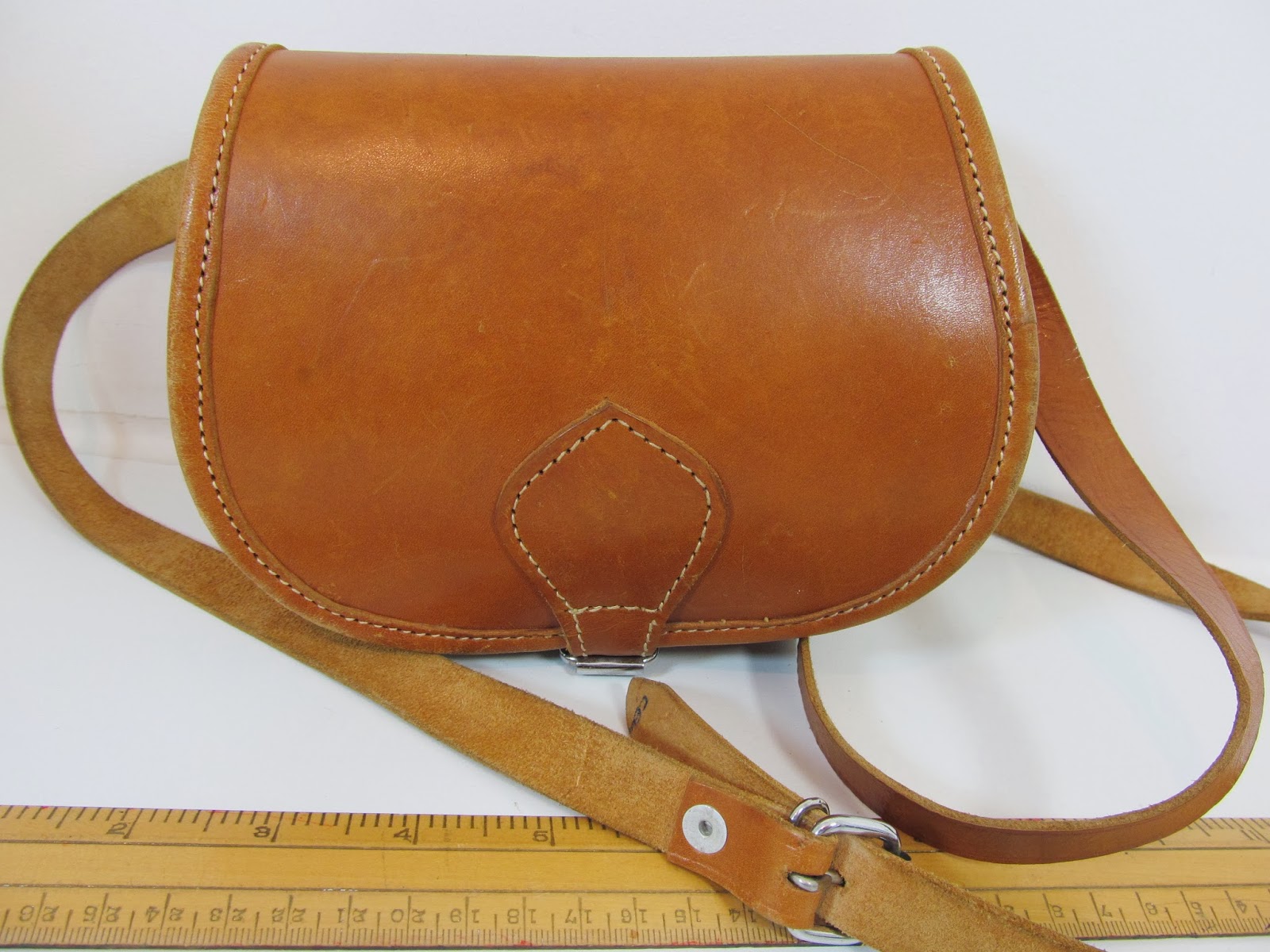 VINTAGE TAN LEATHER SMALL! SADDLE BAG SHOULDER BAG ACROSS BODY HANDBAG