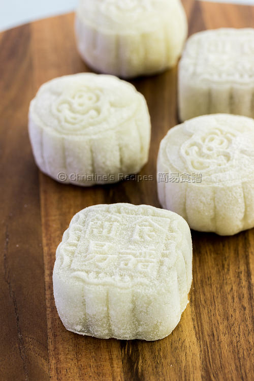 Purple Sweet Potato Snowskin Mooncakes01