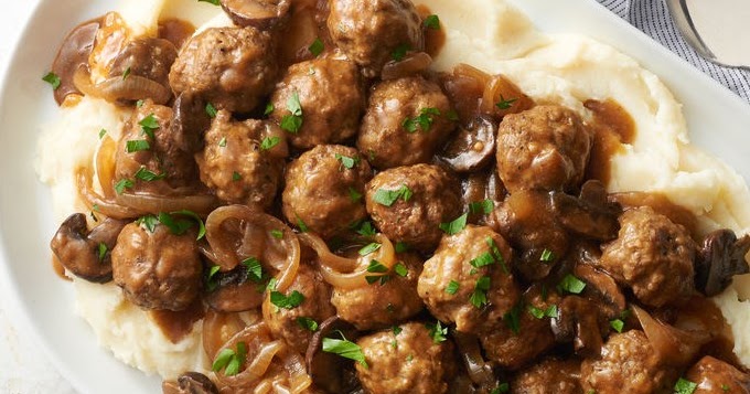 Salisbury Steak Meatballs with Gravy and Mashed Potatoes #dinner #recipes