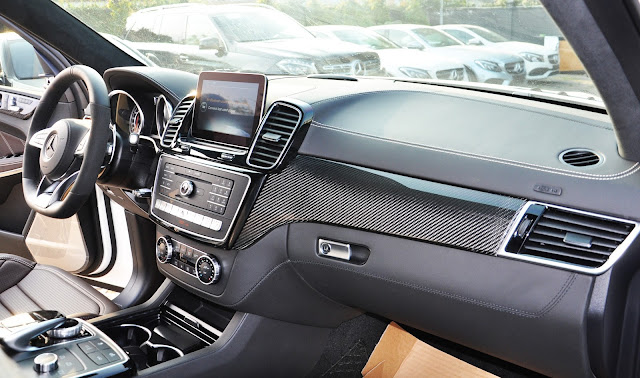 Nội thất Mercedes AMG GLS 63 4MATIC Nội thất Mercedes AMG GLS 63 4MATIC thiết kế sang trọng