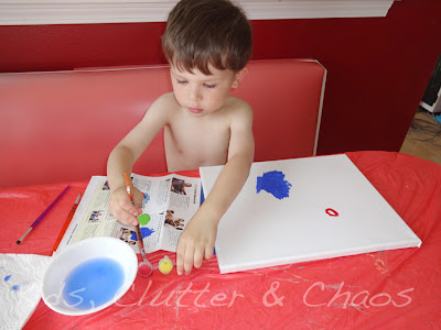 Kids, Clutter and Chaos: Kid Painted Mother's Day Canvas