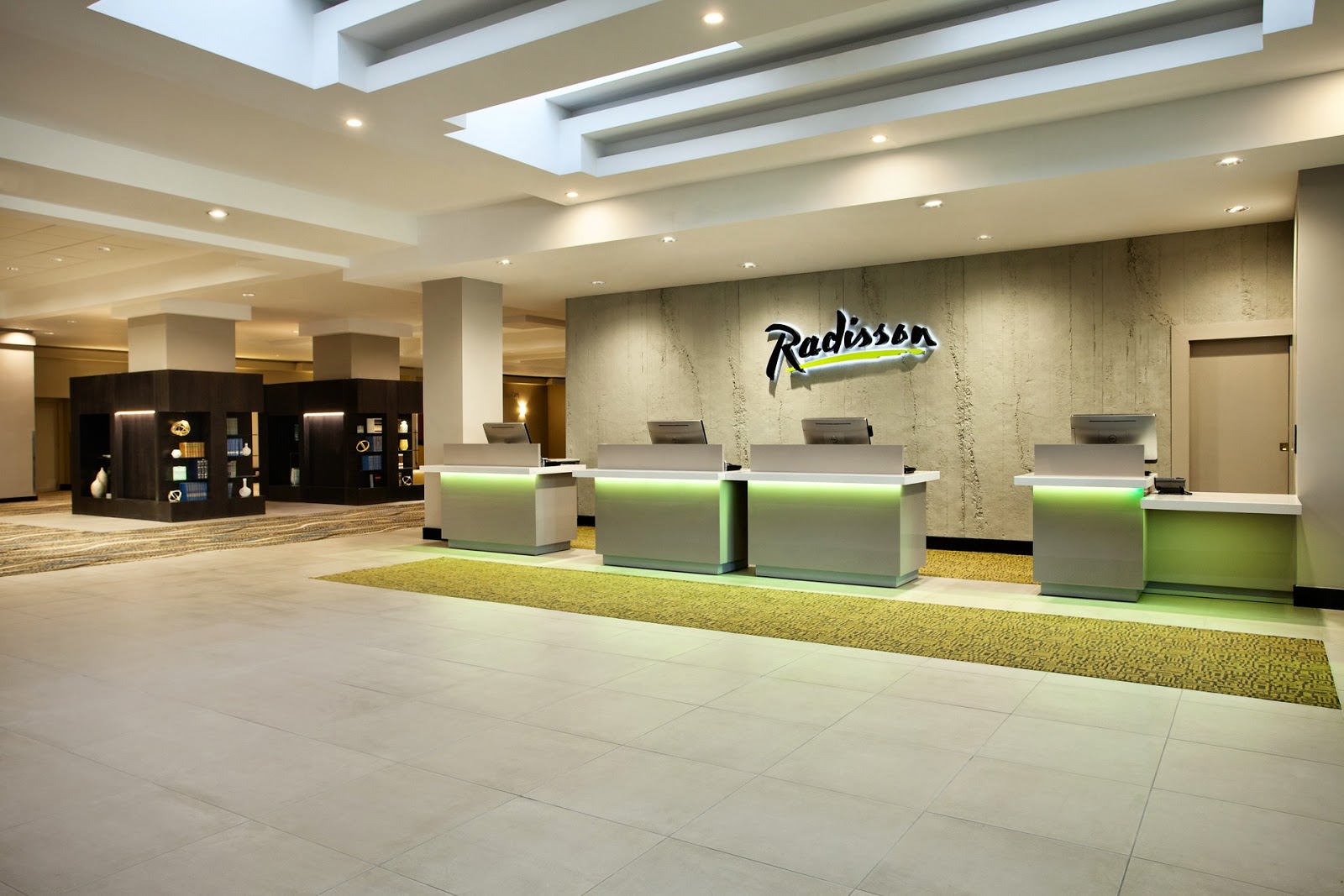 Radisson Hotel Denver Aurora Dining Package at the Radisson Hotel