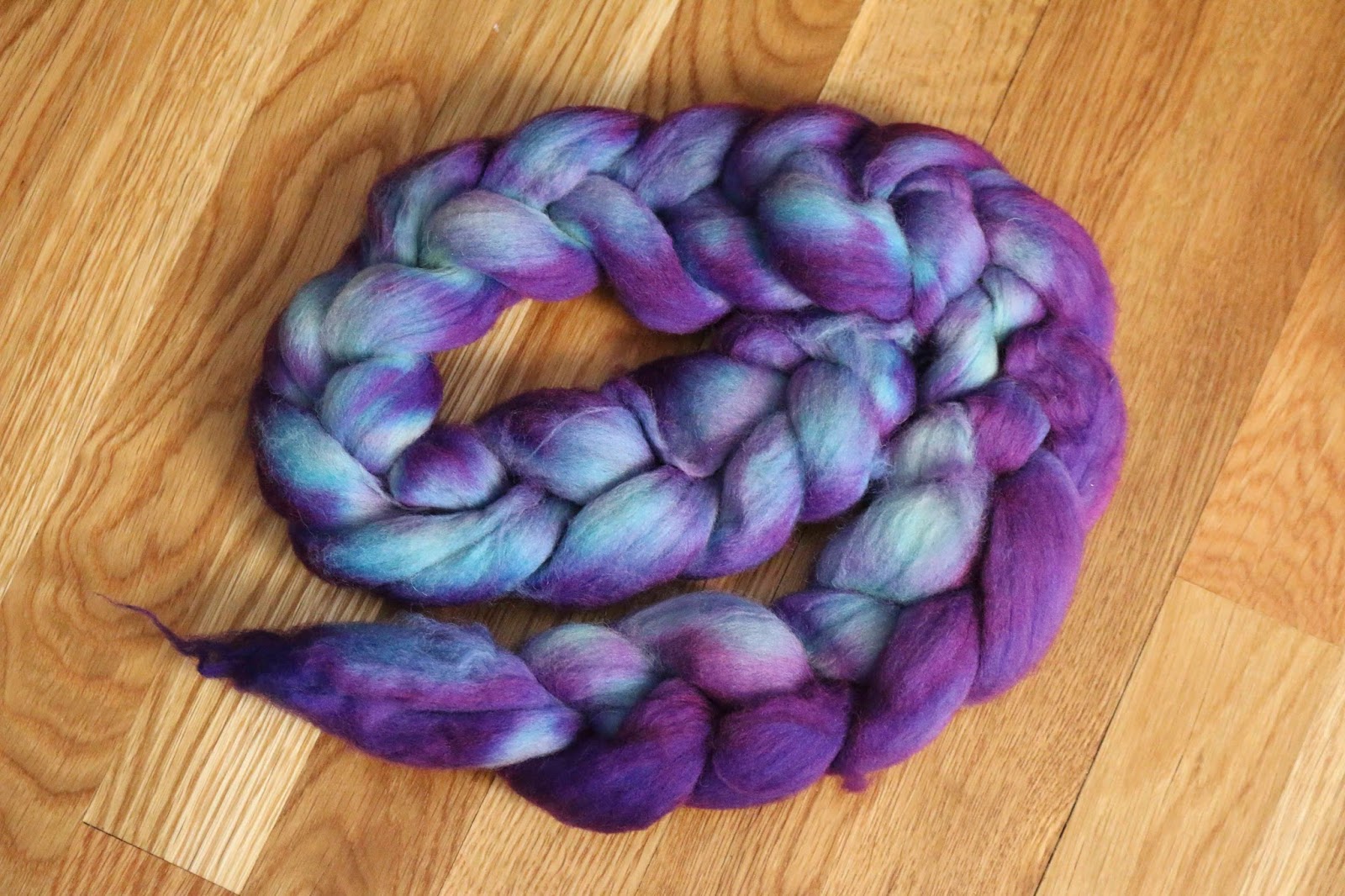 ChemKnits: Breaking Wilton's Violet Food Coloring on Crocheted Roving