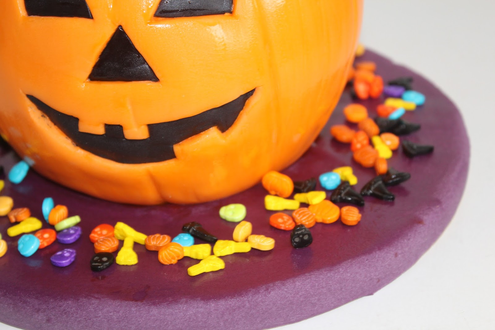 ScrapCooking Kürbis-Silikonform - 6-teilige Halloween-Backform Für Kuchen & Desserts
