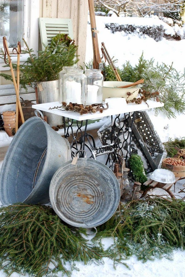 More tips for decorating the Christmas tree in 2015