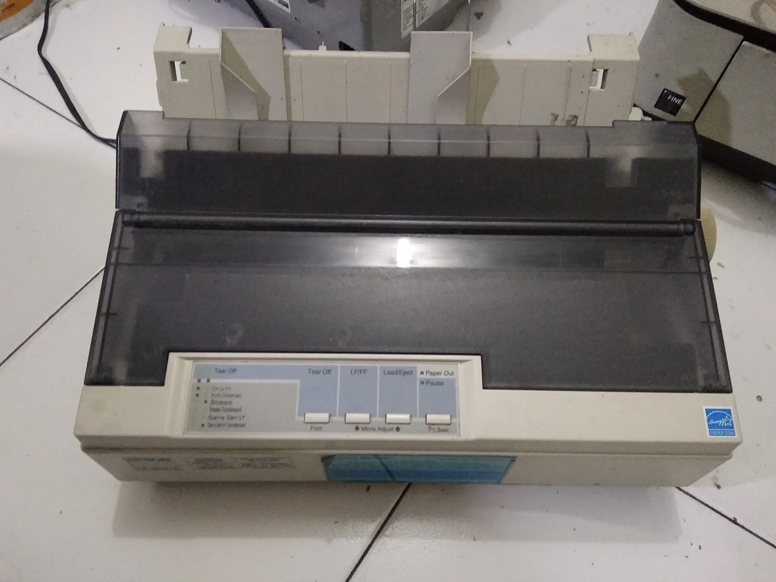 Матричный принтер epson lx. Epson LX-300+II. Принтер Epson LX-300+II матричный. Принтер Epson LX-300. Цветной матричный принтер Epson LX 300 Color.