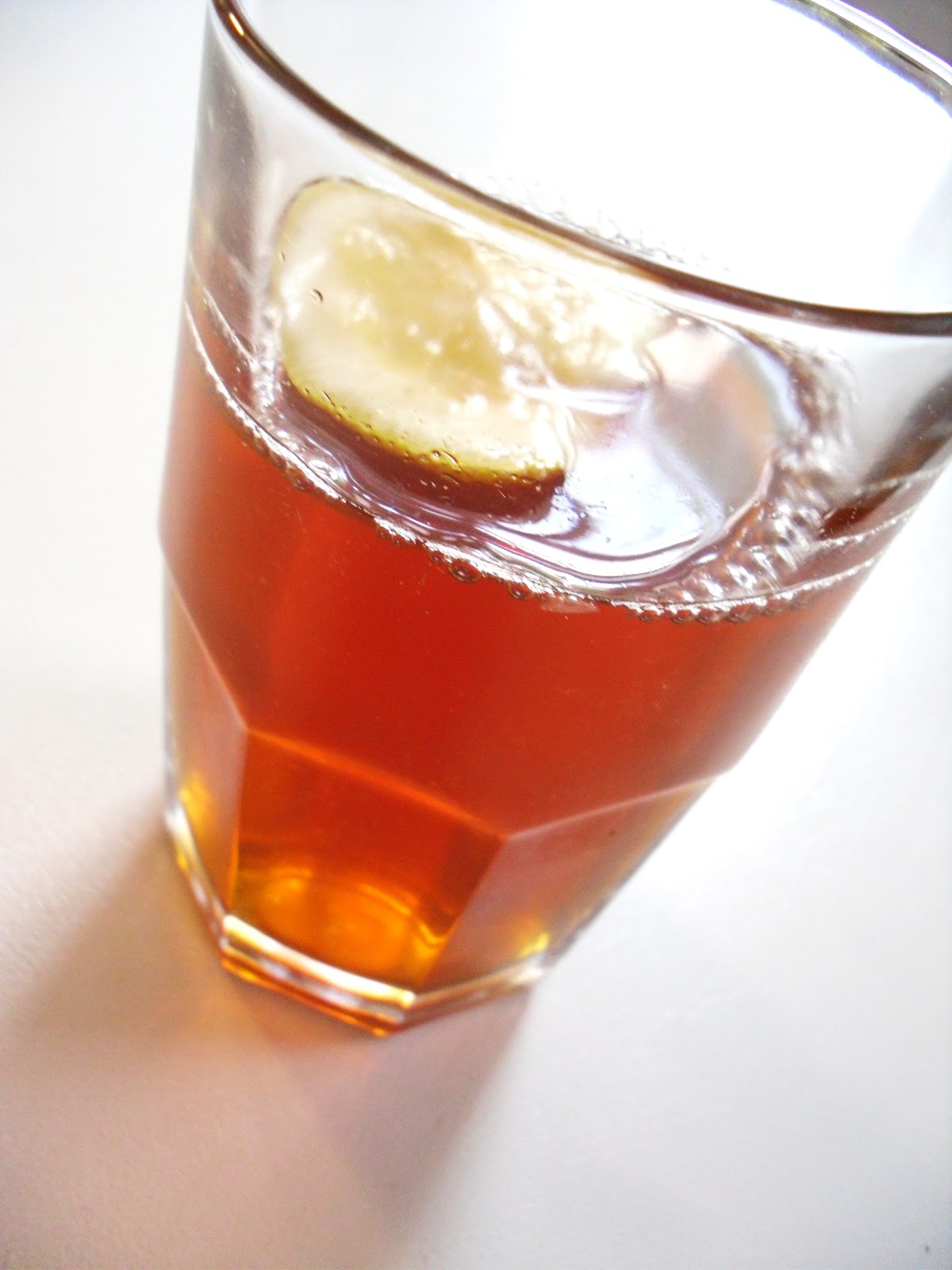 Rachel B. cooks... HomeBrewed Iced Tea