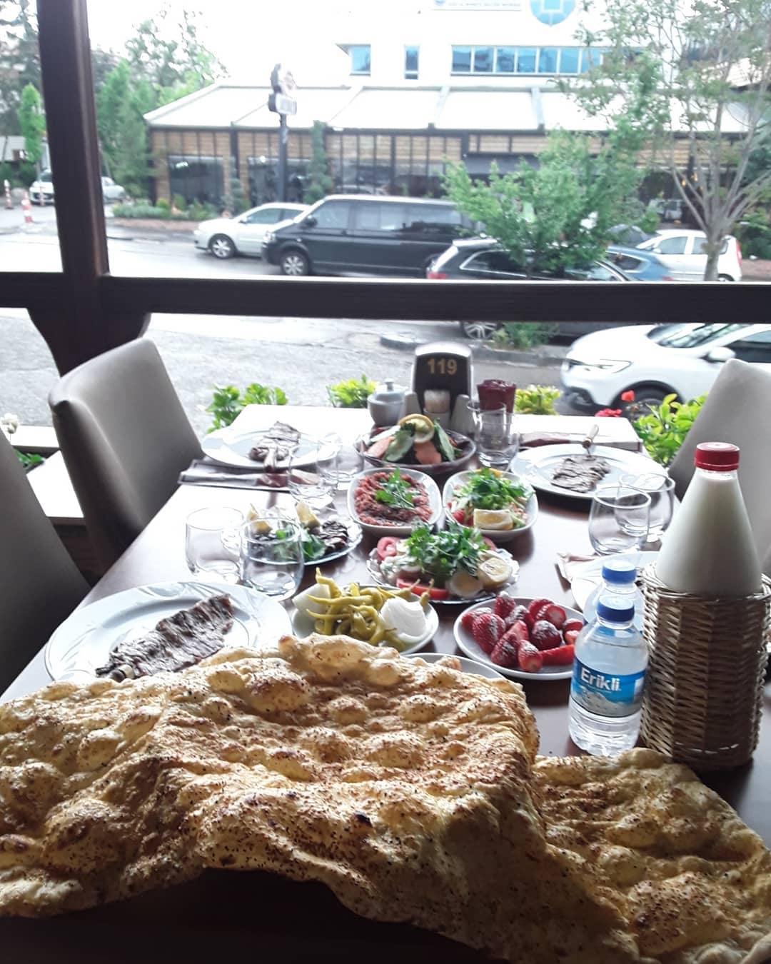 DADAŞLAR TORTUM CAĞ ET EVİ ÖVEÇLER ANKARA MENÜ FİYAT LİSTESİ Mekan