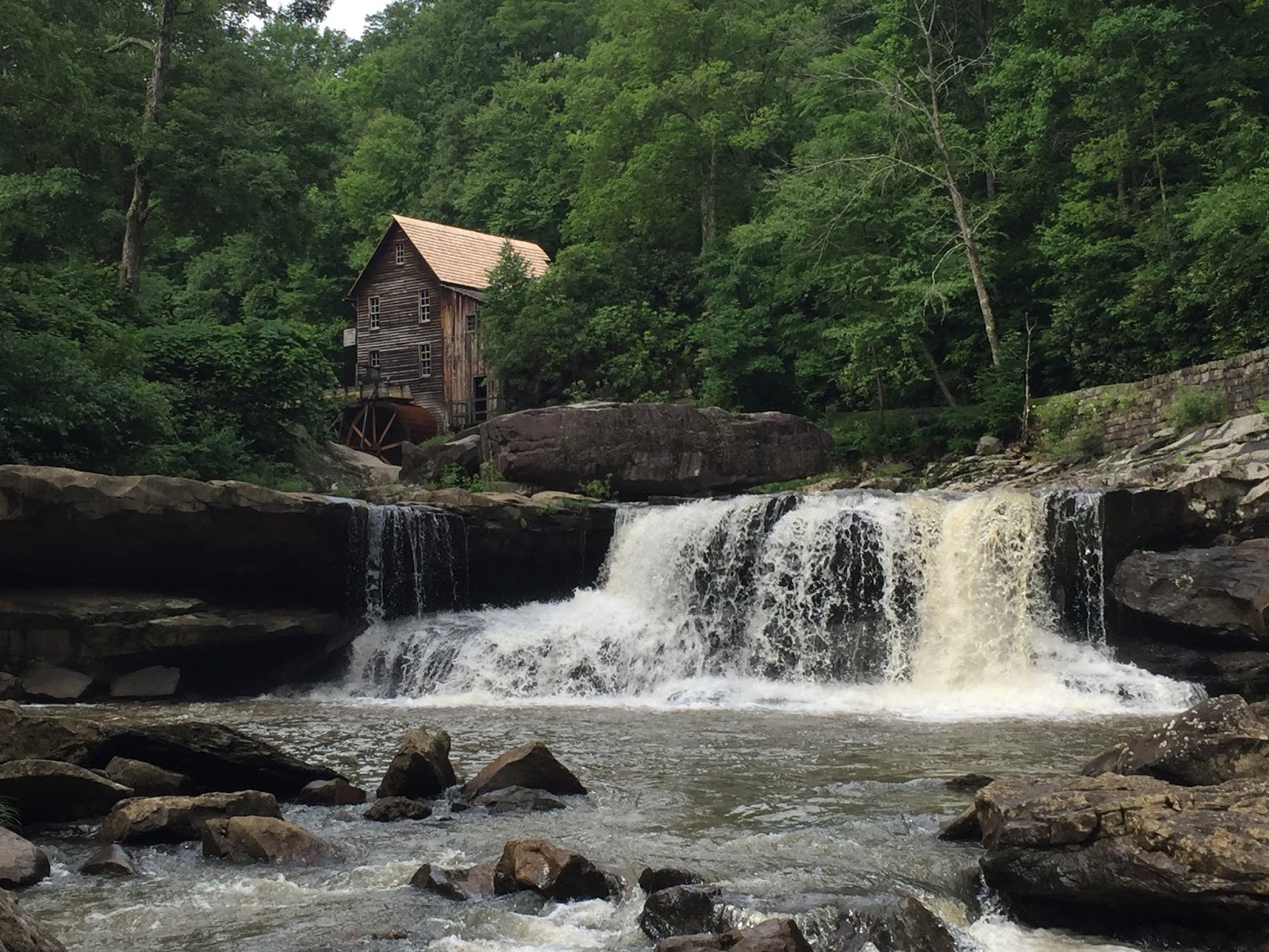 Cozy Rosie New River Campground Gauley Bridge, West Virginia