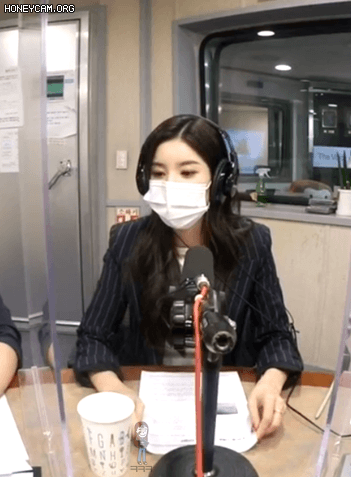 솔직한데 안 솔직한 권은비 연애초보 권사님    권텐