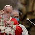 Papa celebra ante pocos fieles la misa por obispos y cardenales difuntos por COVID-19