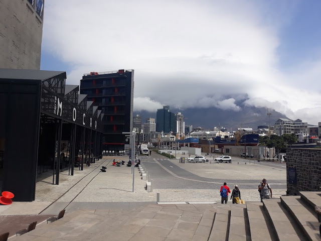 Zeitz MOCAA and Table Mountain, Cape Town