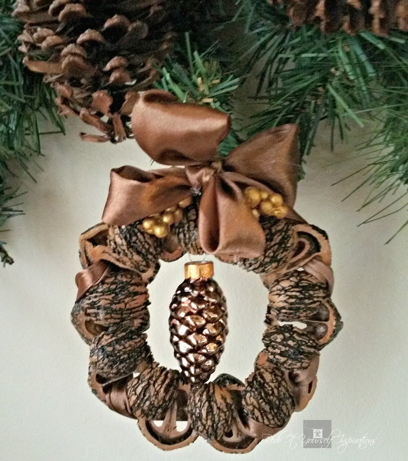 Walnut Shell Wreath and the 2016 Ornament Exchange | Redo It Yourself ...