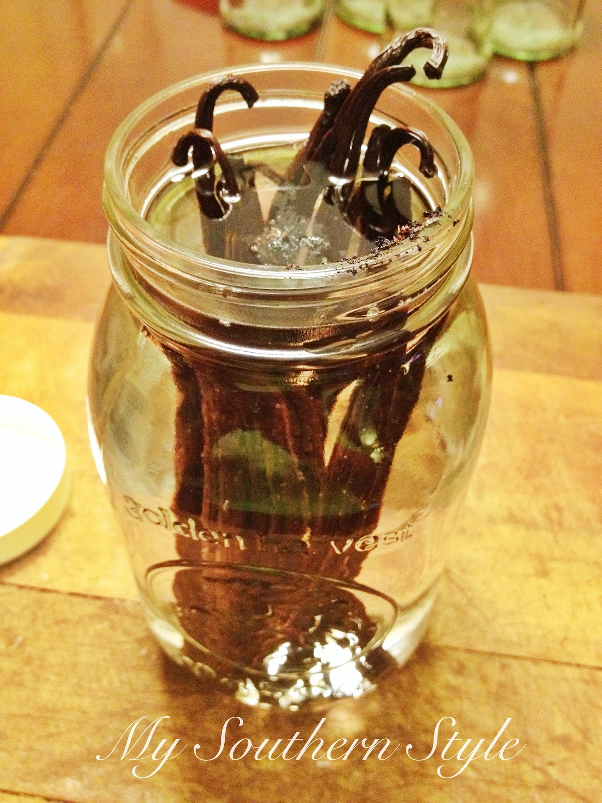My Southern Style Homemade Vanilla Extract
