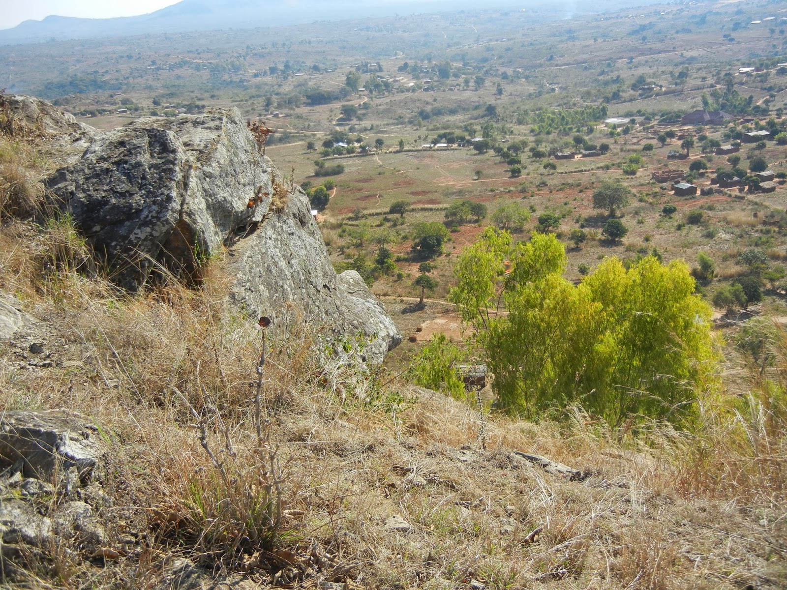 Leo in Malawi Chinungu Hill in Ekwendeni with Natasha and Jessica in