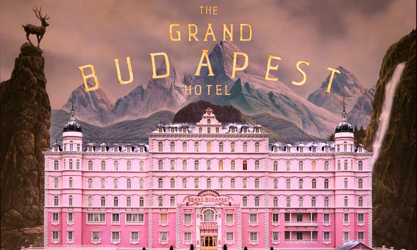 The Grand Budapest Hotel yang amat unik dan penuh dengan warna