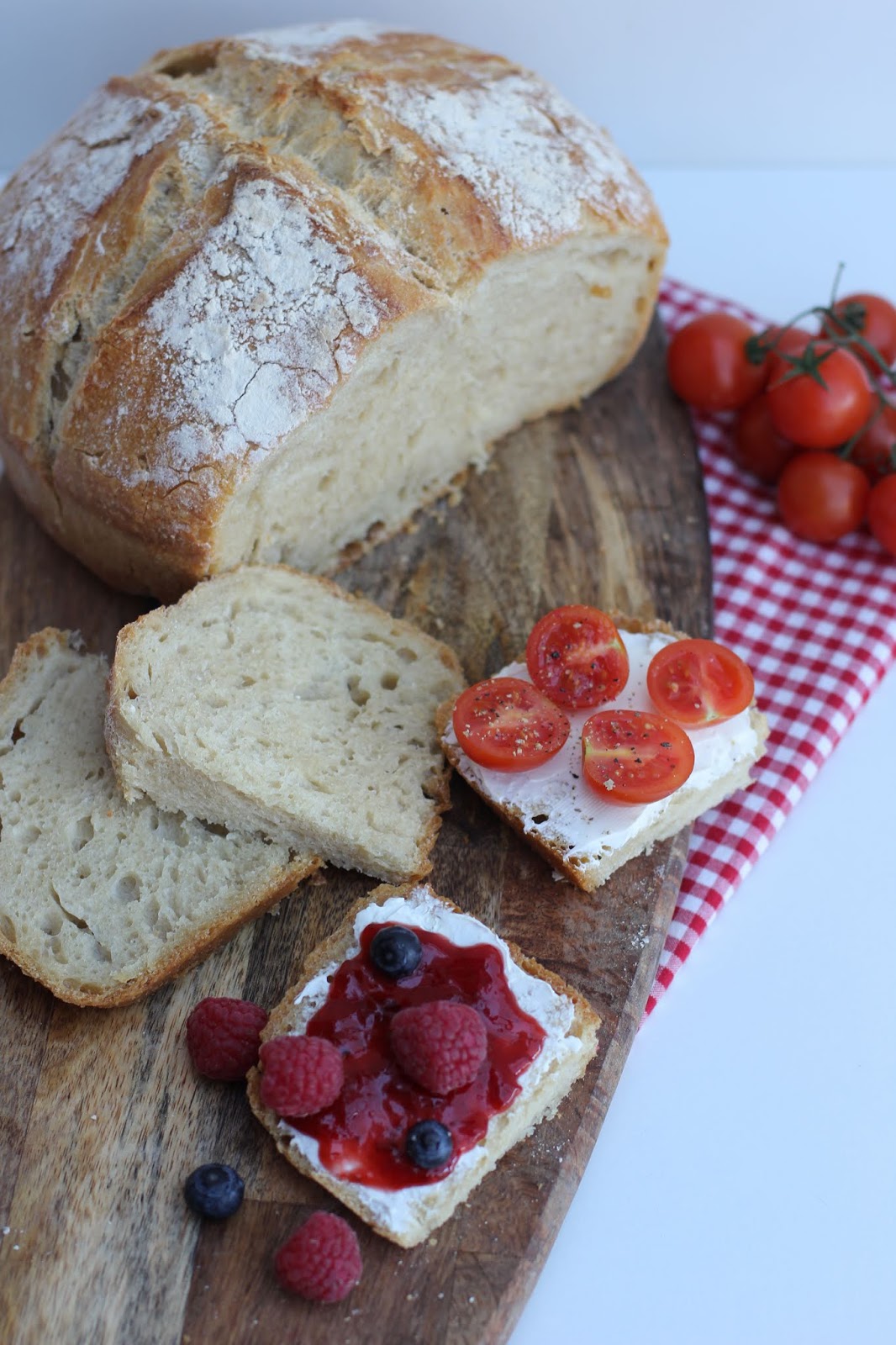 Einfaches Dinkelbrot Einfaches Dinkelbrot