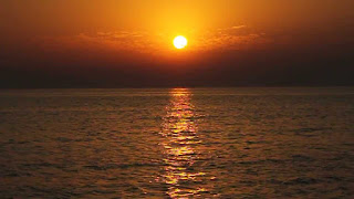 صور غروب الشمس 2023 مناظر غروب الشمس في البحر