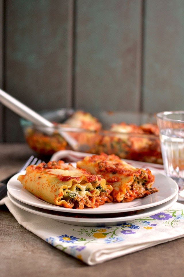 Vegetarian Spinach Artichoke Lasagna Rolls