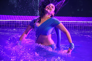 Tamannaah Bhatia Latest Saree Navel Extreme Stills from F2 Movie.