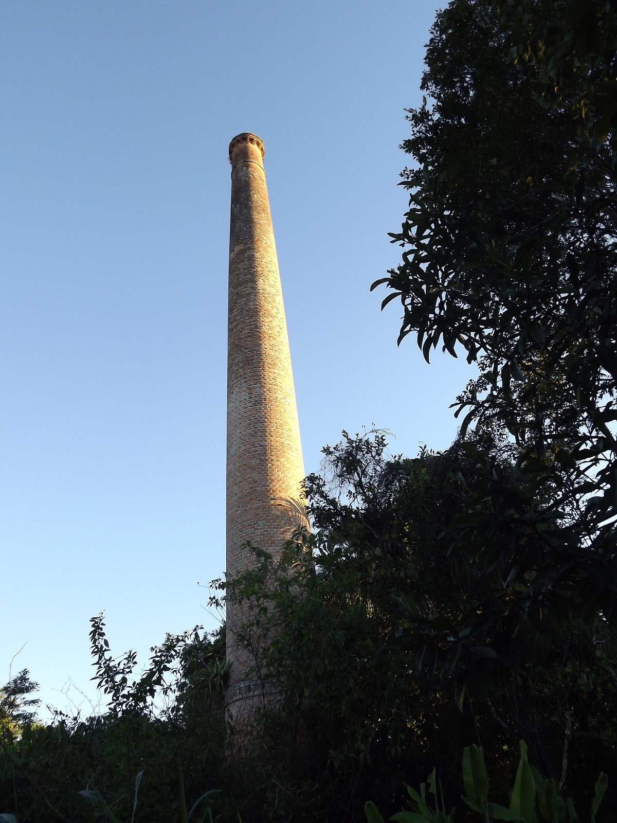 As forças do além impedem sua atividade neste lugar somente fábrica de ar e água.