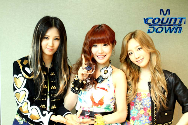 Girls generation Taeyeon, Tiffany and Seohyun