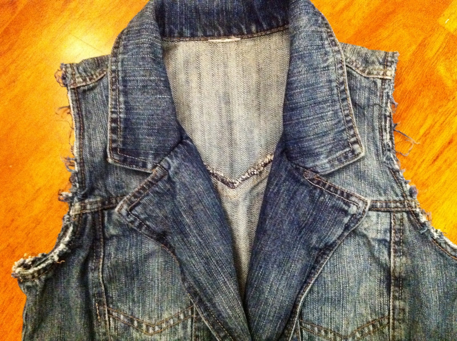 I'VE MOVED TO WWW.SAIMASTYLE.CA - SEE YOU THERE!: DIY: Studded Denim Vest