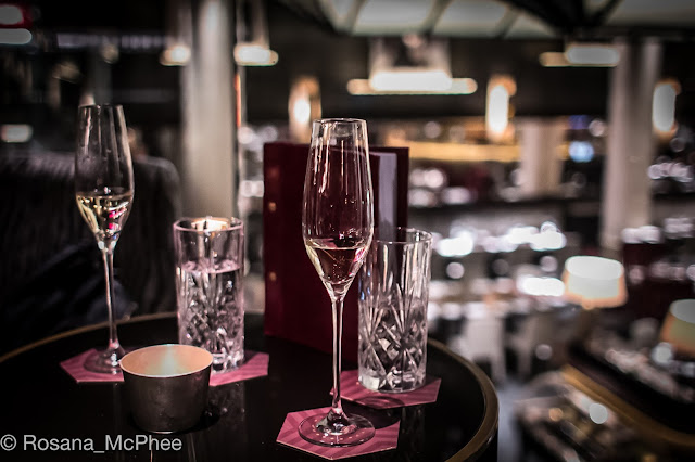 Quaglino's  champagne 