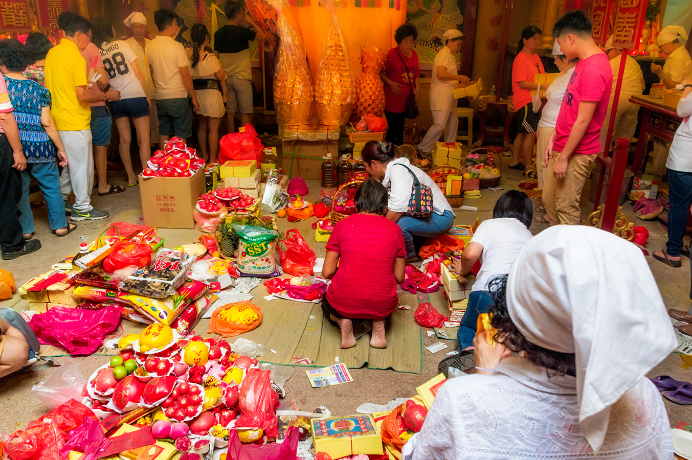 Ampang Nine Emperor Gods Festival What We Love and Hate About The
