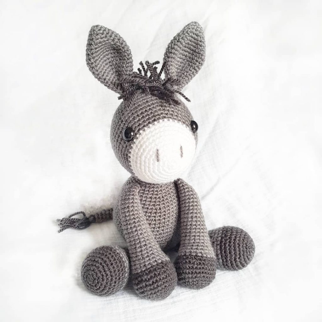 amigurumi-donkey-free-crochet-pattern-crochet-pattern-free