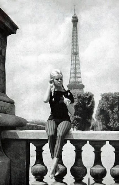 Brigitte Bardot and the Eiffel Tower