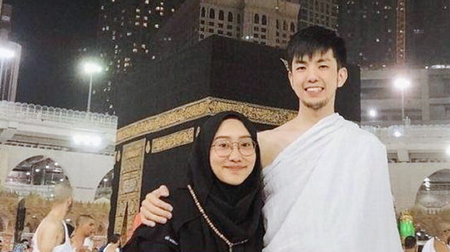 Umrah Sebelum Wabah Corona, Ini Reaksi Mualaf Saat Pertama Kali Melihat Ka'bah