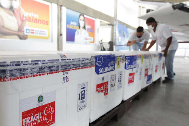 Bahia recebe mais 347 mil doses de vacinas contra a Covid-19
