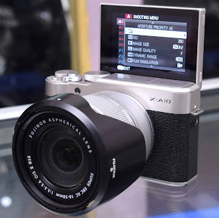 Kamera Mirrorless Fujifilm X-A10 Second di Malang