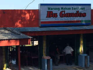 Warung Makan Sari Laut Bu Gandos