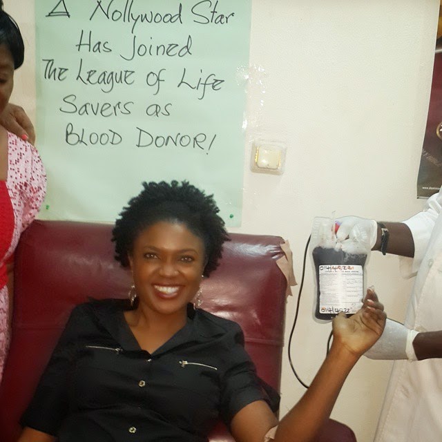 omoni oboli donates blood abuja